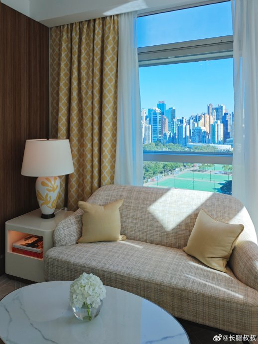 公司公厕小说免费阅读2025最新章节更新 示例图 - 说明文字