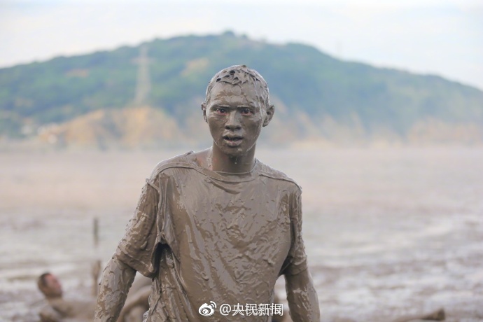 ...亚托莉我挚爱的时光手机版v 示例图 - 说明文字