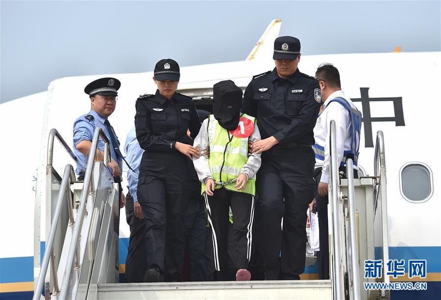 尽情在房间里玩耍游戏冷狐版下载-2021最新冷狐游戏下载链接 示例图 - 说明文字