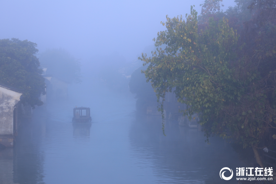 26uuu偷拍亚洲欧洲综合精彩镜头 示例图 - 说明文字