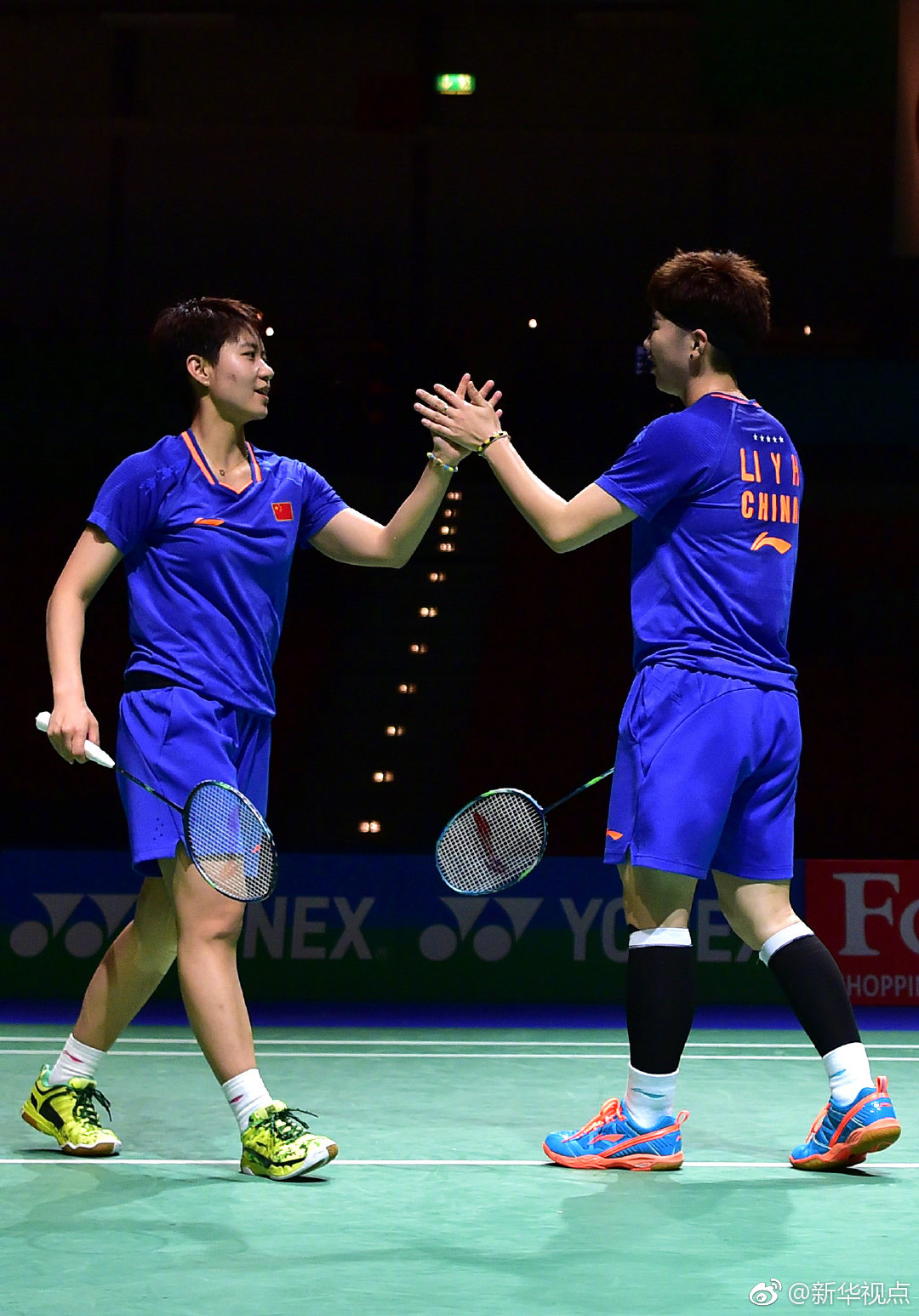 26uuu偷拍亚洲欧洲综合精彩镜头 示例图 - 说明文字