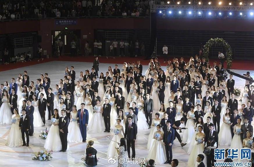 在城市乡村间 gary农民工的奋斗故事 示例图 - 说明文字