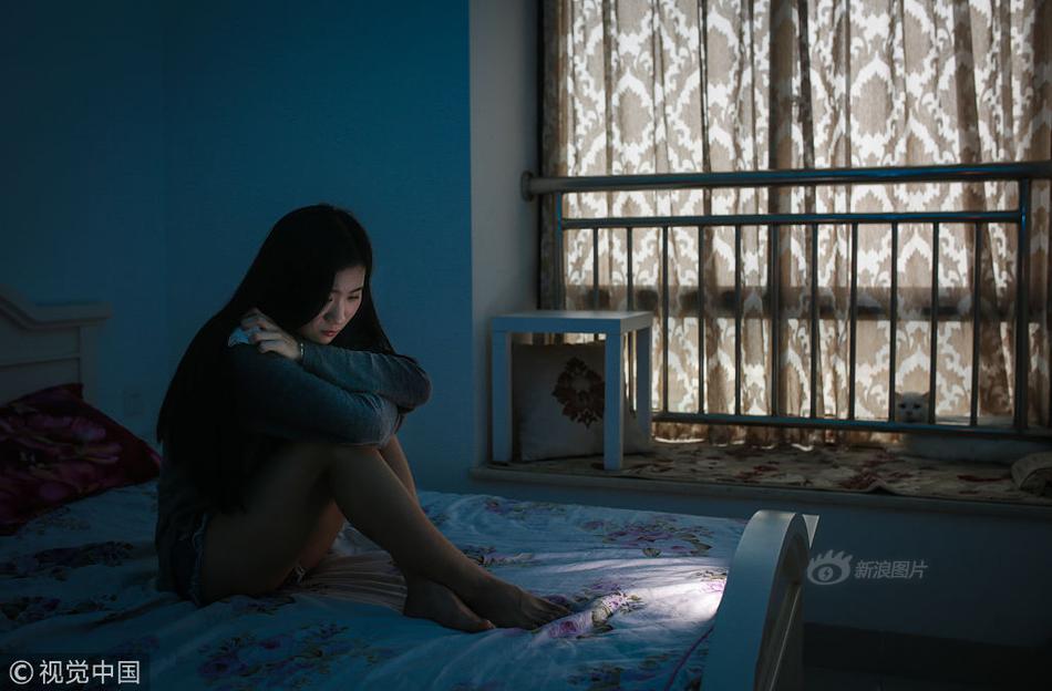 保罗芭芭拉1980年合作-斯顿手颠覆传统流行文化 示例图 - 说明文字