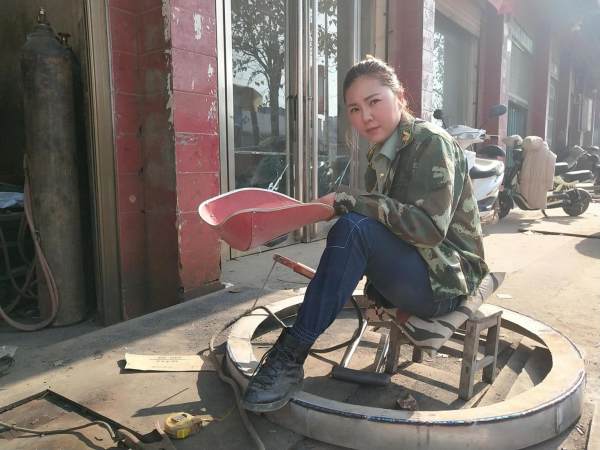 女警花闺房处女学习新技能准备晋升 示例图 - 说明文字