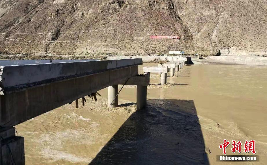 你下水好多下水道高清免费在线观看 示例图 - 说明文字