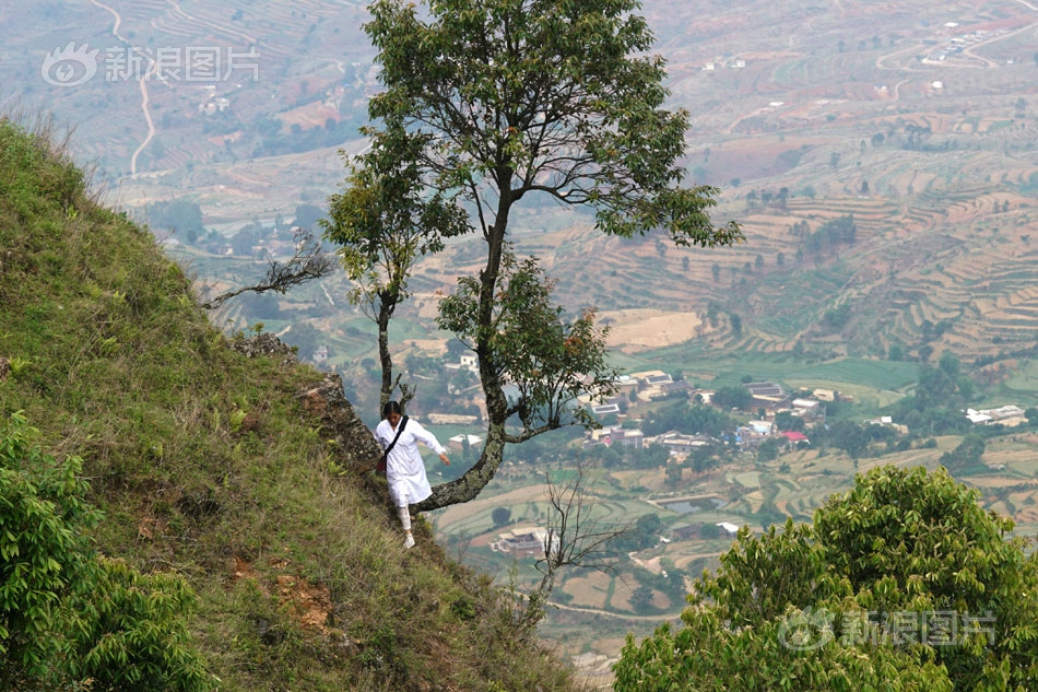 s货大声点c，懒烂你的b，电影高清在线观看 示例图 - 说明文字
