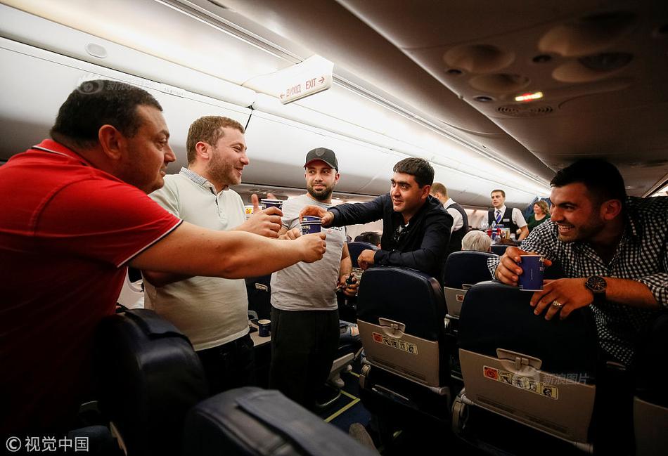 zoomservo兽-科技幻想未来生物 示例图 - 说明文字