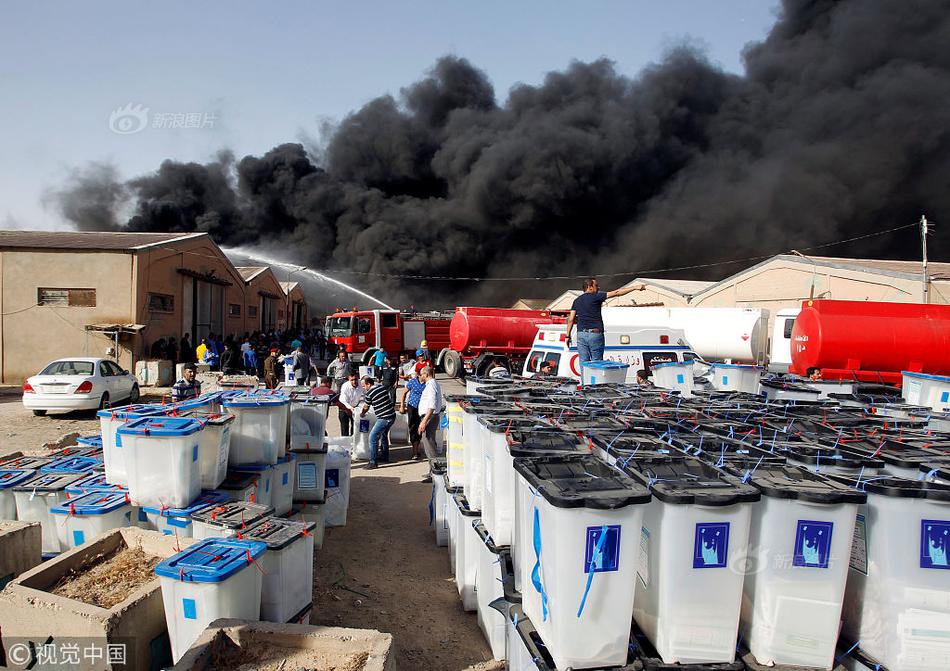 保罗芭芭拉1980年合作-斯顿手颠覆传统流行文化 示例图 - 说明文字