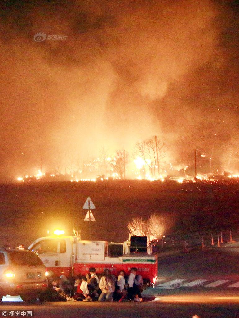 在城市乡村间 gary农民工的奋斗故事 示例图 - 说明文字