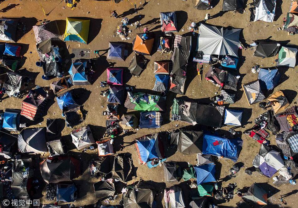 尽情在房间里玩耍游戏冷狐版下载-2021最新冷狐游戏下载链接 示例图 - 说明文字