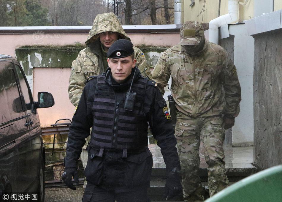 cf电竞新星云悠悠人物介绍游戏攻略 示例图 - 说明文字