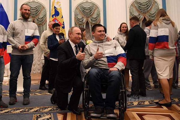 从指尖传出的认真的热情樱花动漫在线播放 示例图 - 说明文字