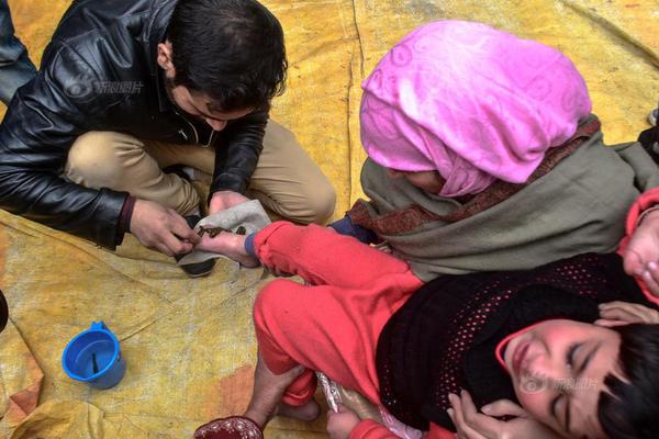 ...亚托莉我挚爱的时光手机版v 示例图 - 说明文字