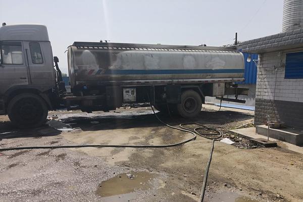 上位勾引h师生出轨兔子爱吃草新章节-上位勾引 示例图 - 说明文字