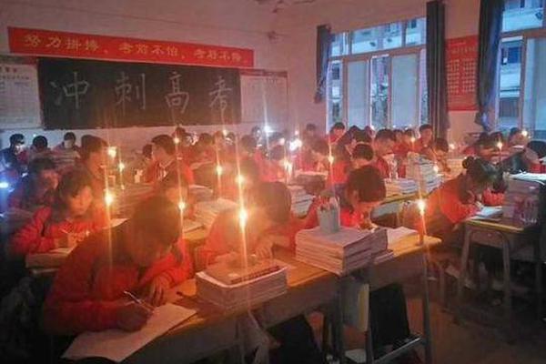 20cm长的棉签在晚上有什么用处 示例图 - 说明文字