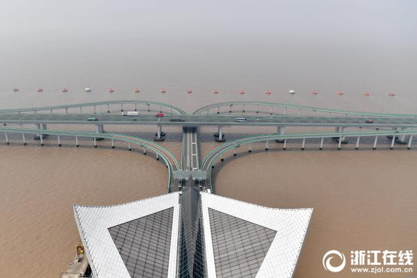 s货大声点c，懒烂你的b，电影高清在线观看 示例图 - 说明文字