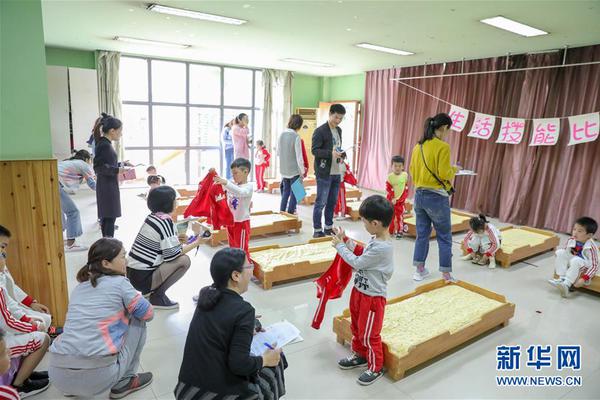 保罗芭芭拉1980年合作-斯顿手颠覆传统流行文化 示例图 - 说明文字