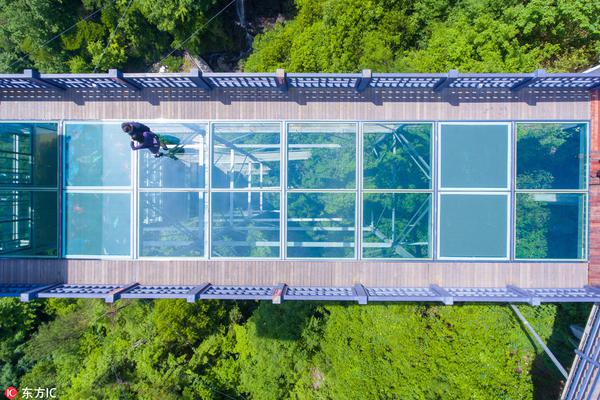 庙里的和尚猛免费在线阅读_四缺一_全集最新收录 示例图 - 说明文字