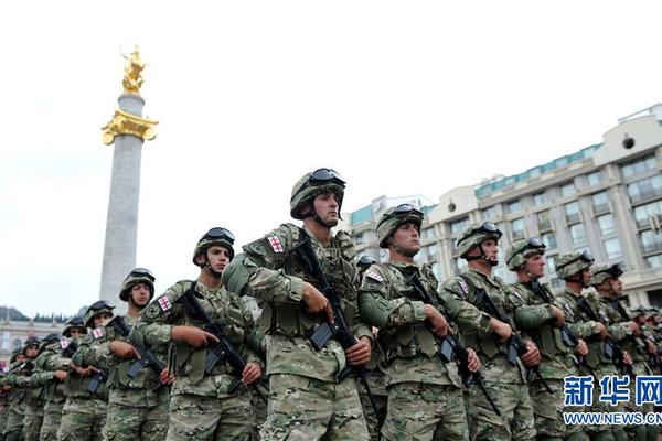 cf电竞新星云悠悠人物介绍游戏攻略 示例图 - 说明文字