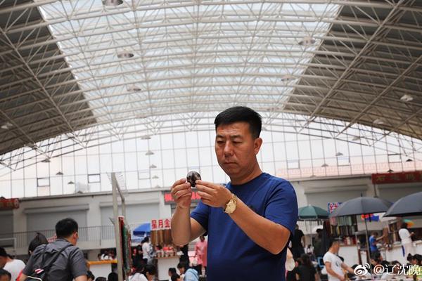 cf电竞新星云悠悠人物介绍游戏攻略 示例图 - 说明文字