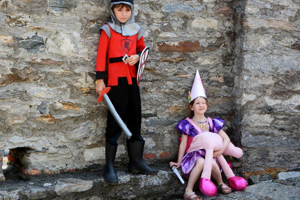 26uuu偷拍亚洲欧洲综合精彩镜头 示例图 - 说明文字