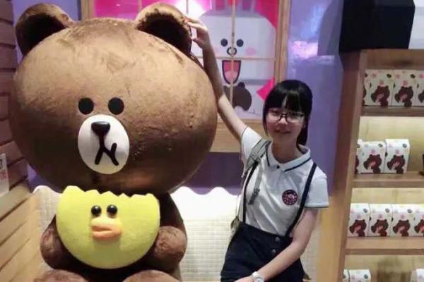 26uuu偷拍亚洲欧洲综合精彩镜头 示例图 - 说明文字