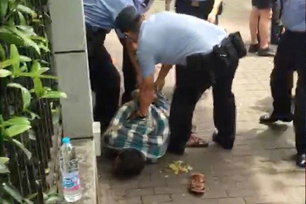 庙里的和尚猛免费在线阅读_四缺一_全集最新收录 示例图 - 说明文字