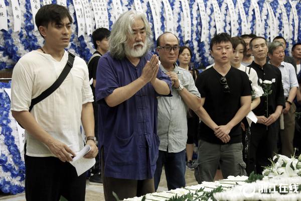 尽情在房间里玩耍游戏冷狐版下载-2021最新冷狐游戏下载链接 示例图 - 说明文字