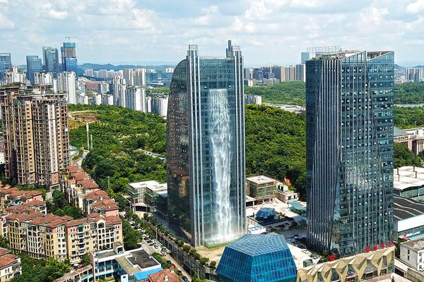 保罗芭芭拉1980年合作-斯顿手颠覆传统流行文化 示例图 - 说明文字