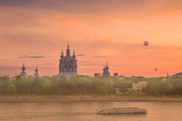 保罗芭芭拉1980年合作-斯顿手颠覆传统流行文化 示例图 - 说明文字