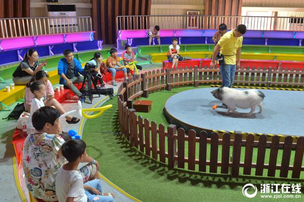 在城市乡村间 gary农民工的奋斗故事 示例图 - 说明文字