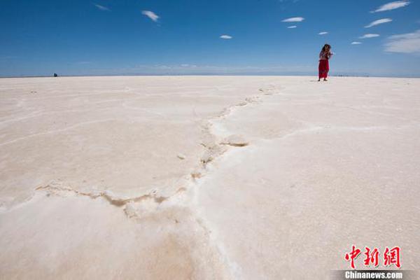 cf电竞新星云悠悠人物介绍游戏攻略 示例图 - 说明文字
