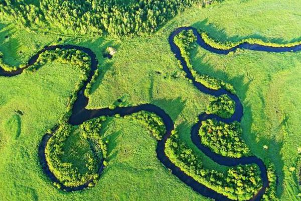 在城市乡村间 gary农民工的奋斗故事 示例图 - 说明文字