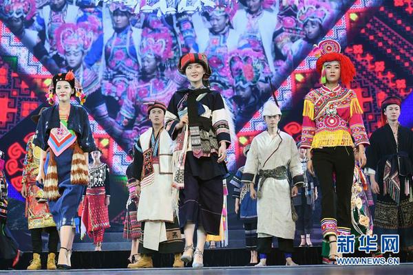 zoomservo兽-科技幻想未来生物 示例图 - 说明文字