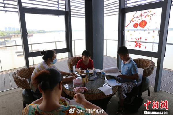 从指尖传出的认真的热情樱花动漫在线播放 示例图 - 说明文字