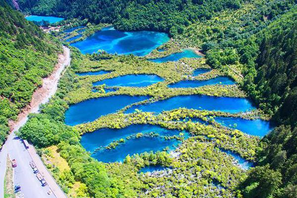 26uuu偷拍亚洲欧洲综合精彩镜头 示例图 - 说明文字