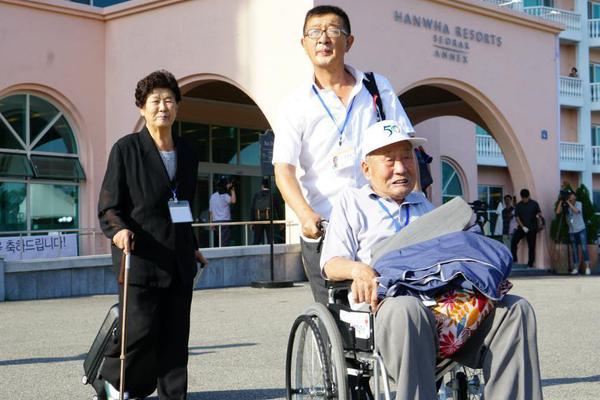 公司公厕小说免费阅读2025最新章节更新 示例图 - 说明文字