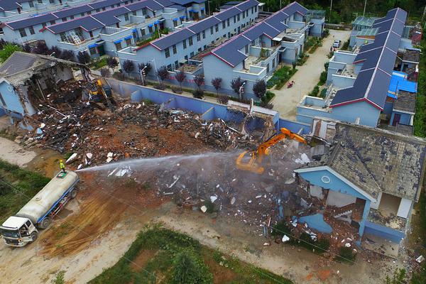 26uuu偷拍亚洲欧洲综合精彩镜头 示例图 - 说明文字