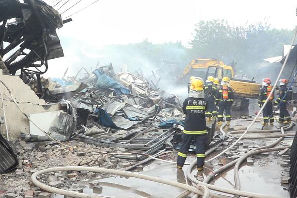 尽情在房间里玩耍游戏冷狐版下载-2021最新冷狐游戏下载链接 示例图 - 说明文字