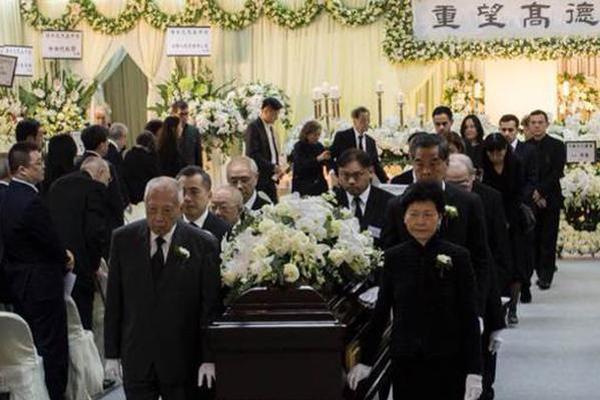 在城市乡村间 gary农民工的奋斗故事 示例图 - 说明文字