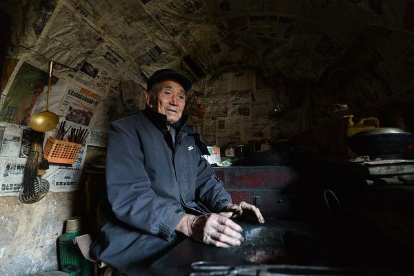 在我眉心中藏着一个独特的世界 示例图 - 说明文字