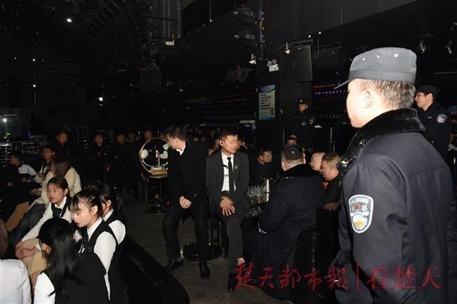 ...atri -my dear moments-手机版v 示例图 - 说明文字