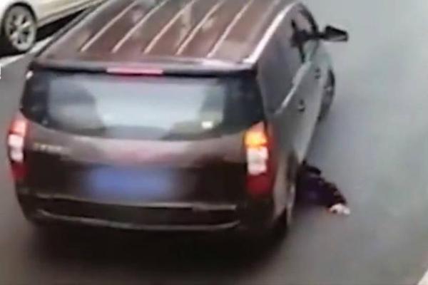 1000部18岁啪啪啪视频-少年之痛杨妞花希望 示例图 - 说明文字