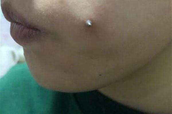 安全找到18游戏入口，避开常见问题和风险的指南 示例图 - 说明文字