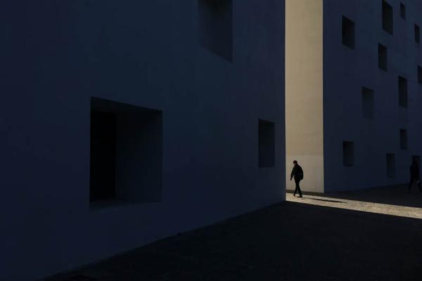 国产av电影精品区一二三区日韩av免费收看 示例图 - 说明文字