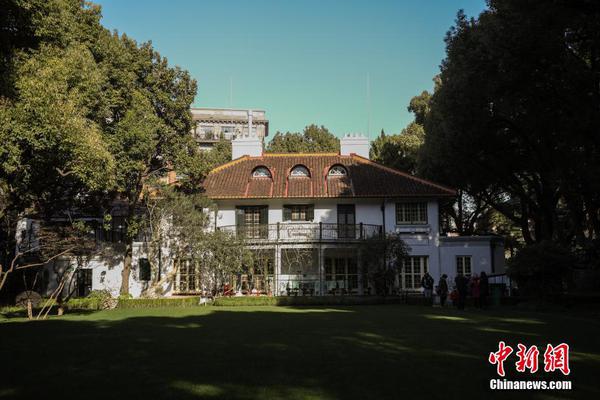 尽情在房间里玩耍游戏冷狐版下载-2021最新冷狐游戏下载链接 示例图 - 说明文字