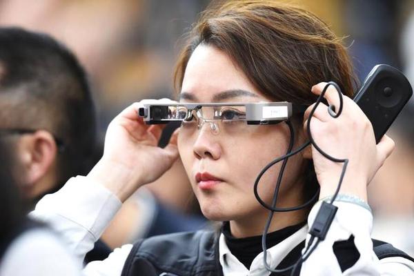 cf电竞新星云悠悠人物介绍游戏攻略 示例图 - 说明文字