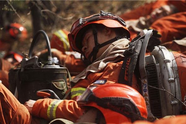 zoomservo兽-科技幻想未来生物 示例图 - 说明文字