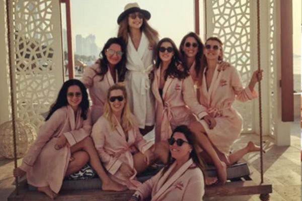 在我眉心中藏着一个独特的世界 示例图 - 说明文字