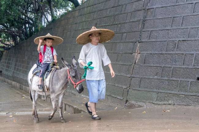 安全找到18游戏入口，避开常见问题和风险的指南 示例图 - 说明文字